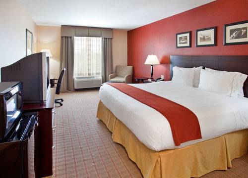 Holiday Inn Express Hotel & Suites Andover East 54 Wichita