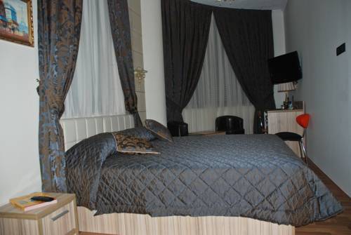 Hotel Comfort Hotels  Tirana