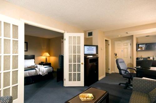 StationPark All Suite Hotel