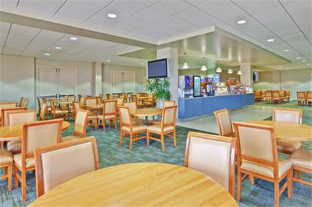 Holiday Inn Express Hotel & Suites Chicago O