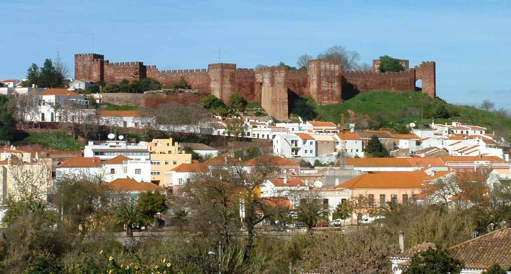 Full day tour to visit the historic sites of the Algarve with departure from Praia da Rocha