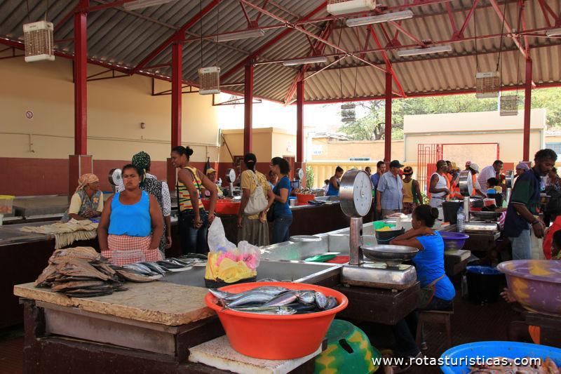 Vismarkt van Mindelo (eiland São Vicente)