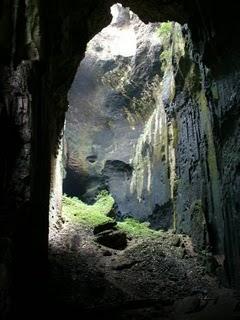 Entrada para a Cueva de la Sirena