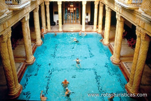 Gellert Thermal Baths (Boedapest)