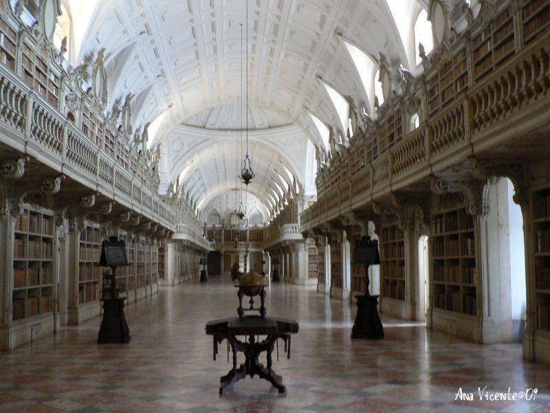 Bibliothek des Nationalen Palastes von Mafra (Mafra)
